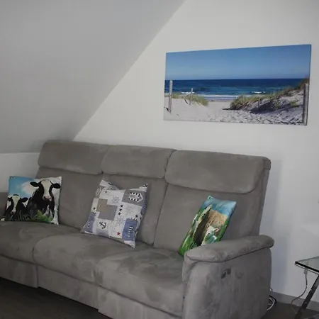 Appartement Gemuetliche Dachgeschosswohnung Mit Blick Auf Oertliche Muehle