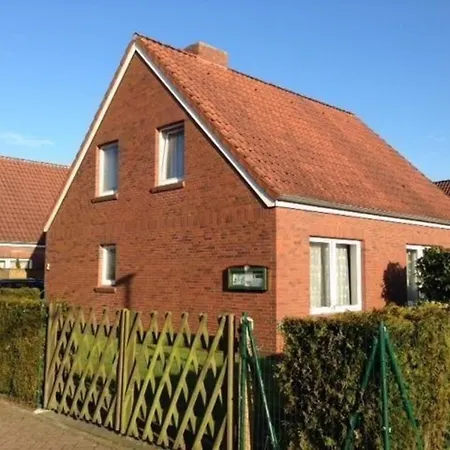 Gemuetliche Dachgeschosswohnung Mit Blick Auf Oertliche Muehle Appartement